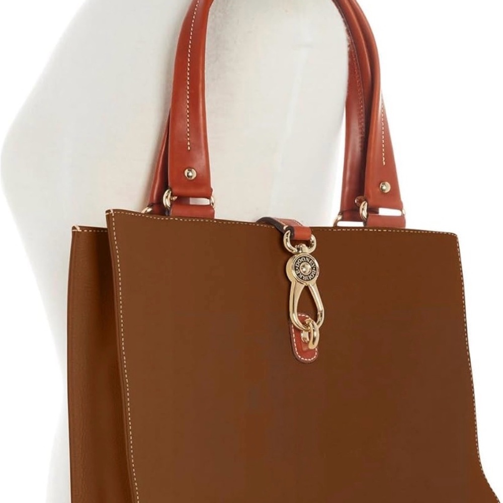 Dooney & Bourke Medium Logo Lock Tote **NEW** - Picture 2 of 4
